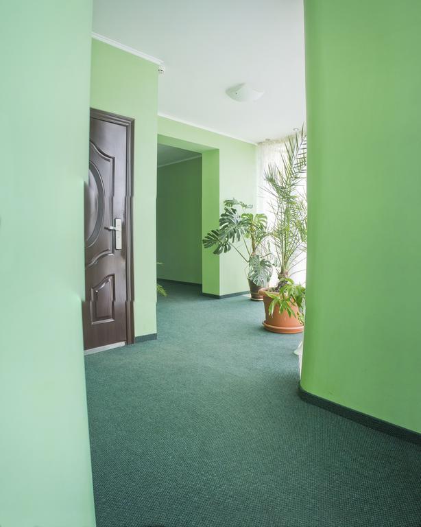 Motel Ivano-Frankivsk Habitación foto